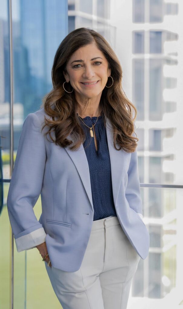 Dana Williams Headshot
